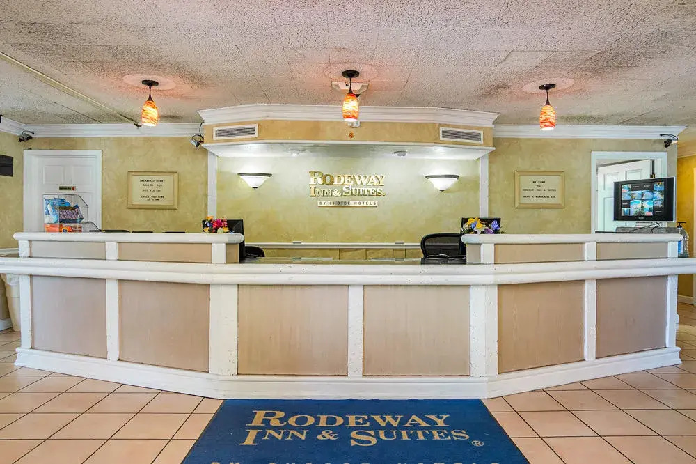 Rodeway Inn & Suites