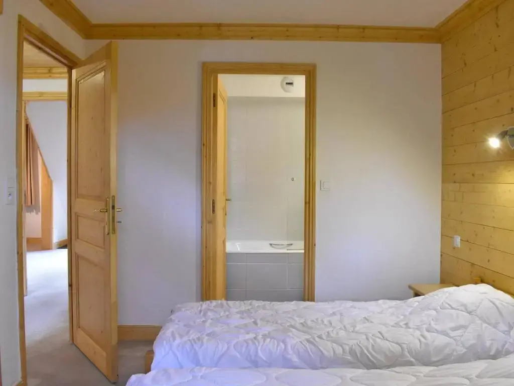 Appartement Méribel, 5 pièces, 11 personnes - FR-1-180-185