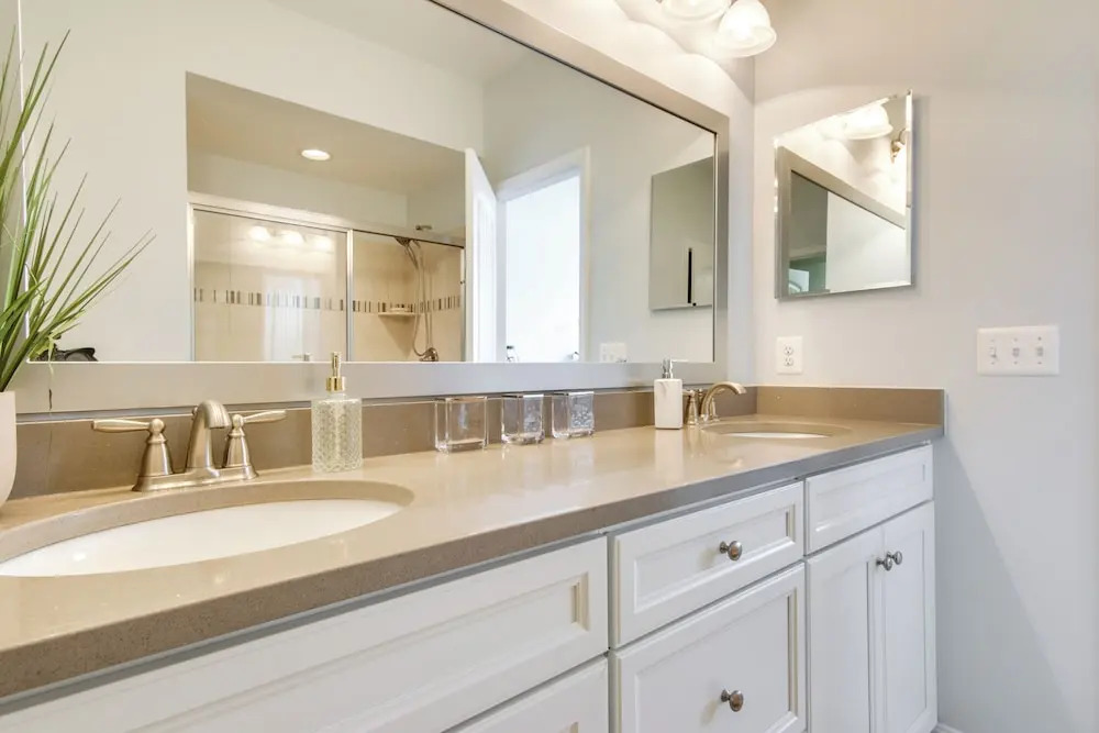 3 Mi to Bethany Beach: Townhome w/ Fire Pit