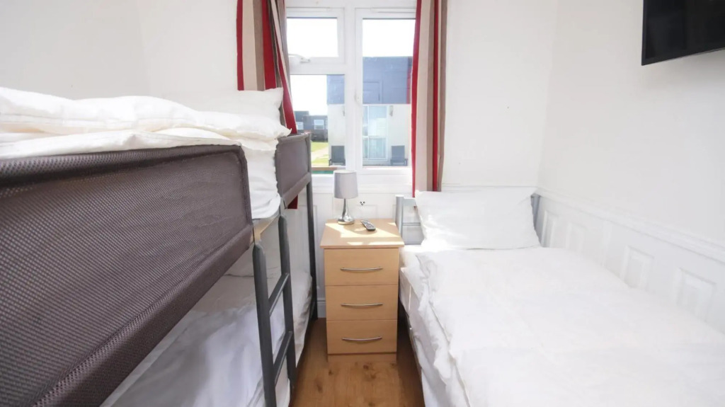 29C Medmerry Park 2 Bedroom Chalet