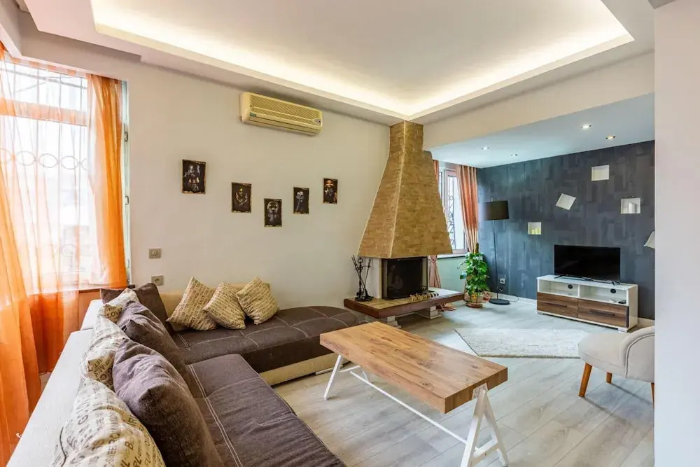 Comfy Flat Near Nisantasi and Taksim in Sisli