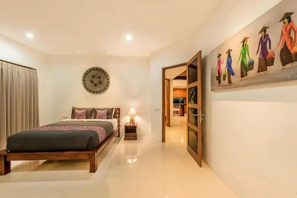Manis, Luxury 3 Bedroom Heart of Seminyak