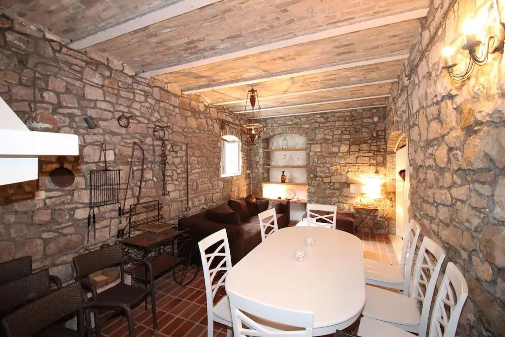 Very Spacious White Croatian Stone Seafront House With Secluded Enclosed Garden