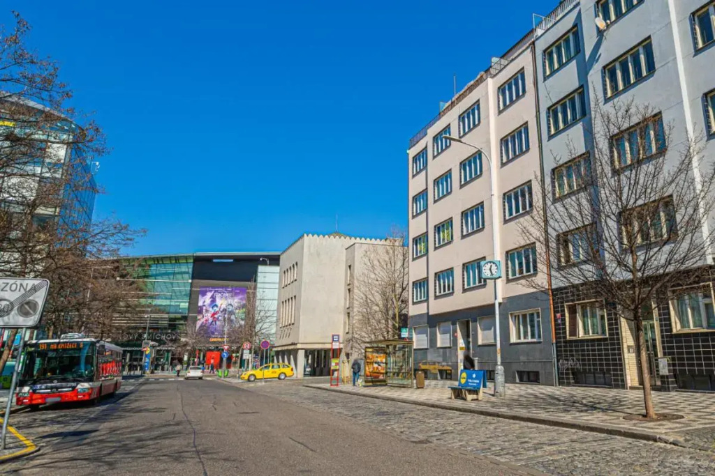 Business Studio Andel, 10min Centre, NETFLIX, Paid Parking