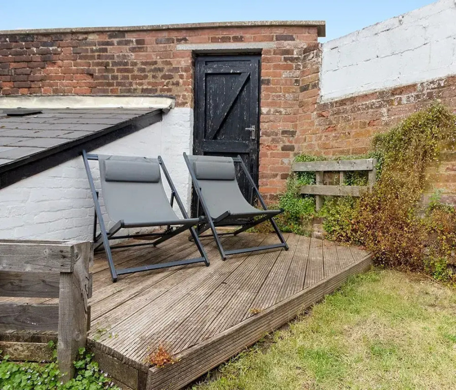 City Gate Garden Lodge