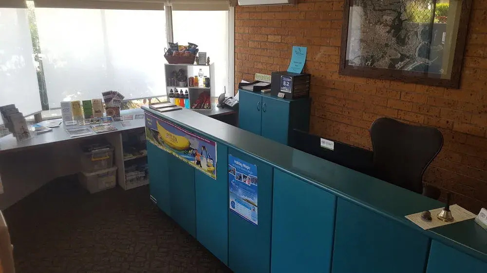 Coastal Bay Motel