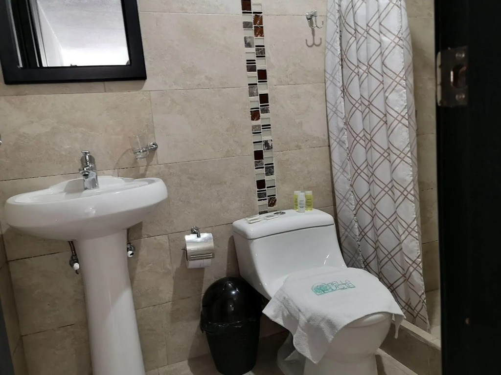 Hotel Muros Quito