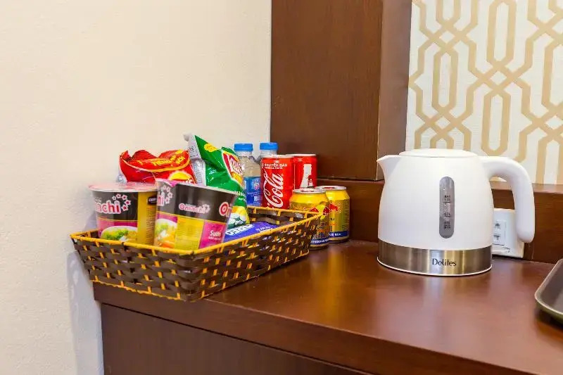 OYO 930 Thang Long Hotel