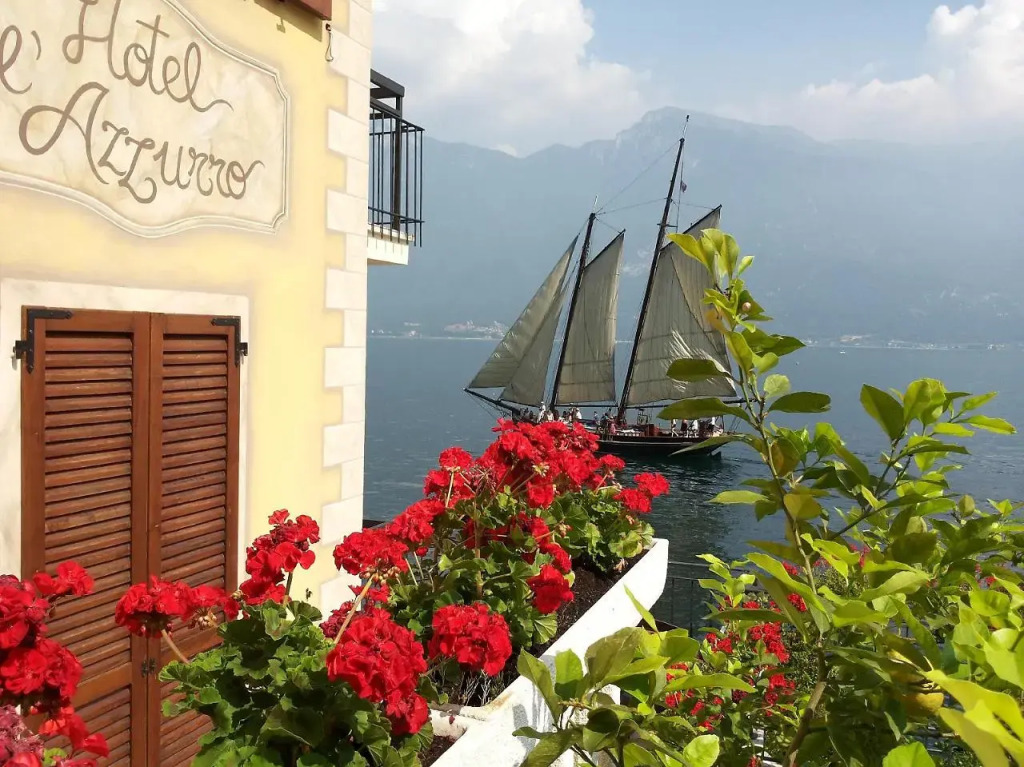 Hotel allAzzurro