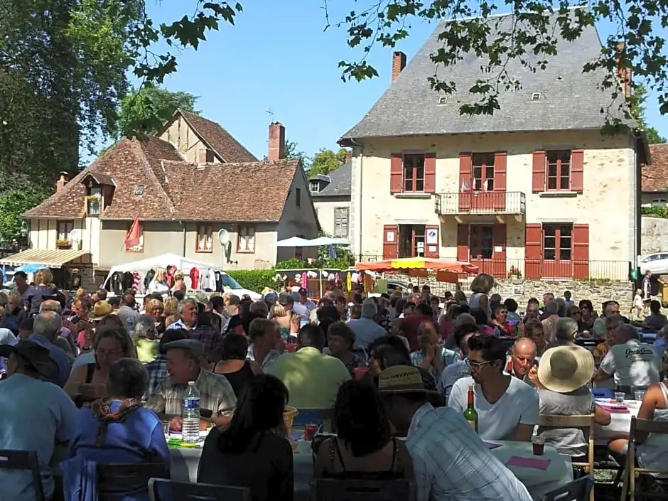 Les Charrons