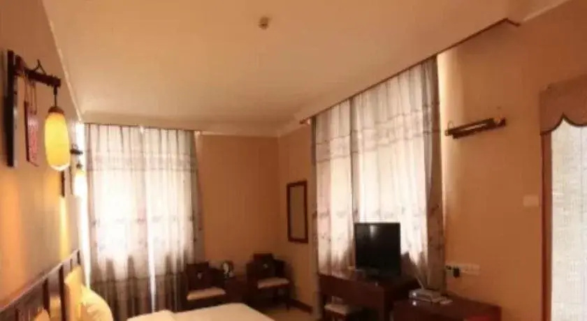 Yangshuo Imperial City Hotel