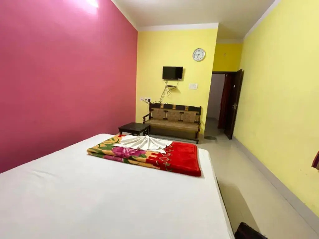 Chaiti Lodge - Santiniketan Bolpur