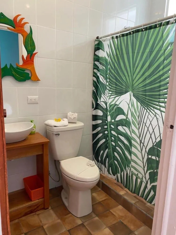 Bird of Paradise Hotel