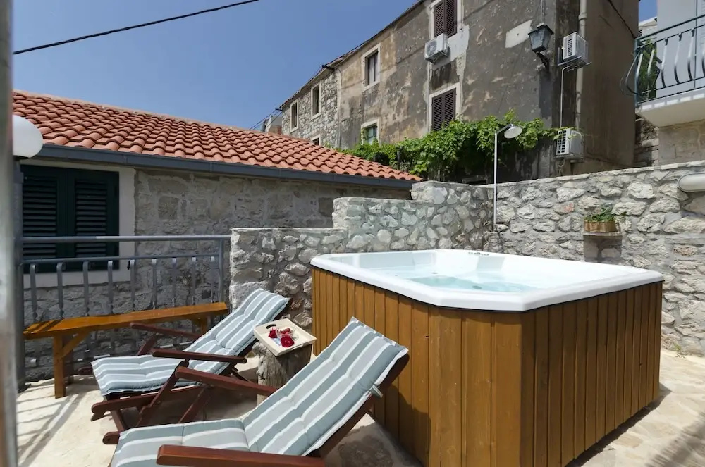 House Jasna