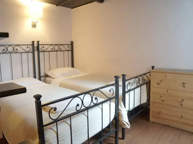 Overseas 2 Guest House