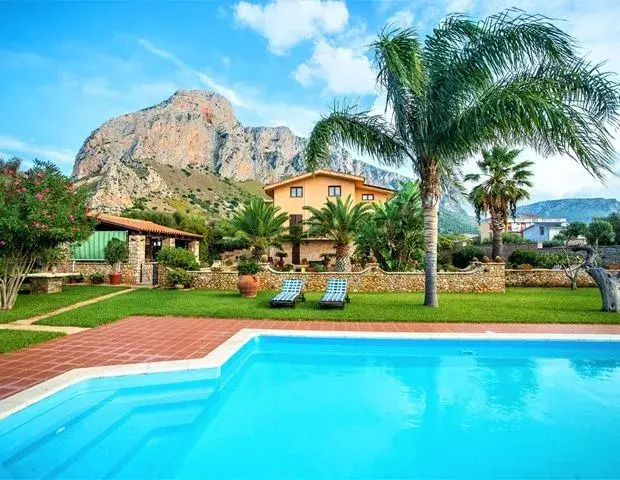 Villa Carta
