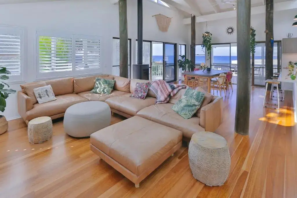 15 McAnally Drive Fabulous Family Home with Magnificent Ocean Views Pool Walk to Beach