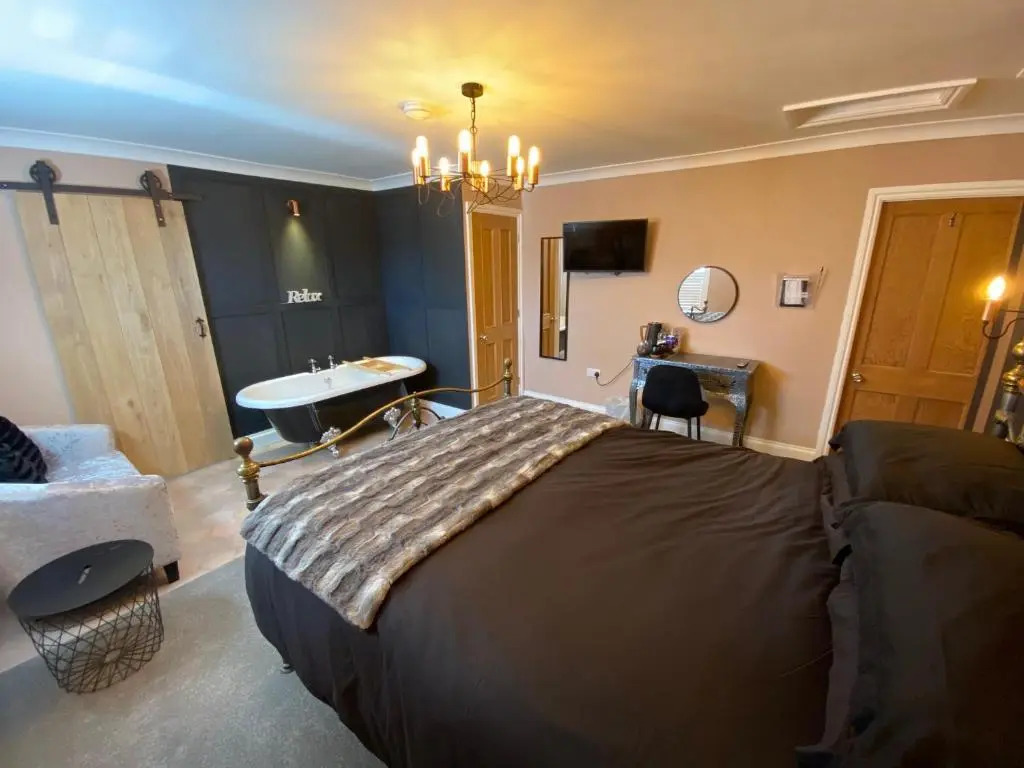 East Llanteg Guest House