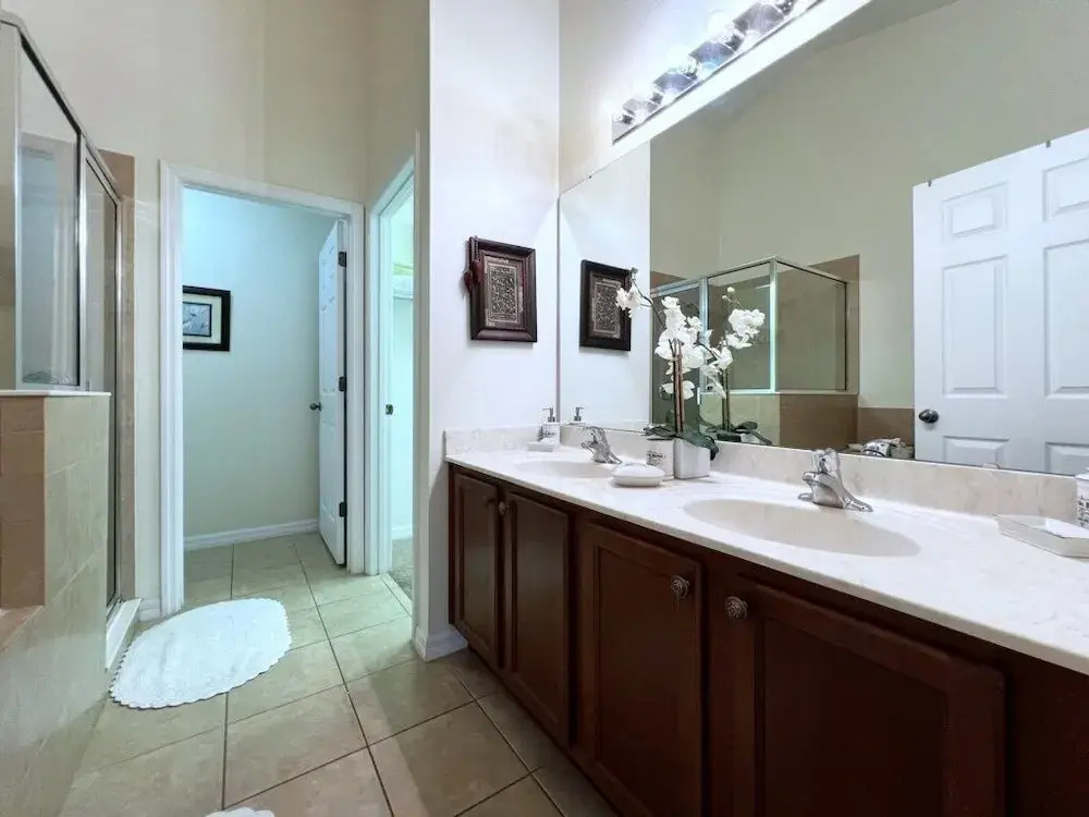 Cozy 4 Bed 3 Bath Pool Hm with Game Room-4450NP