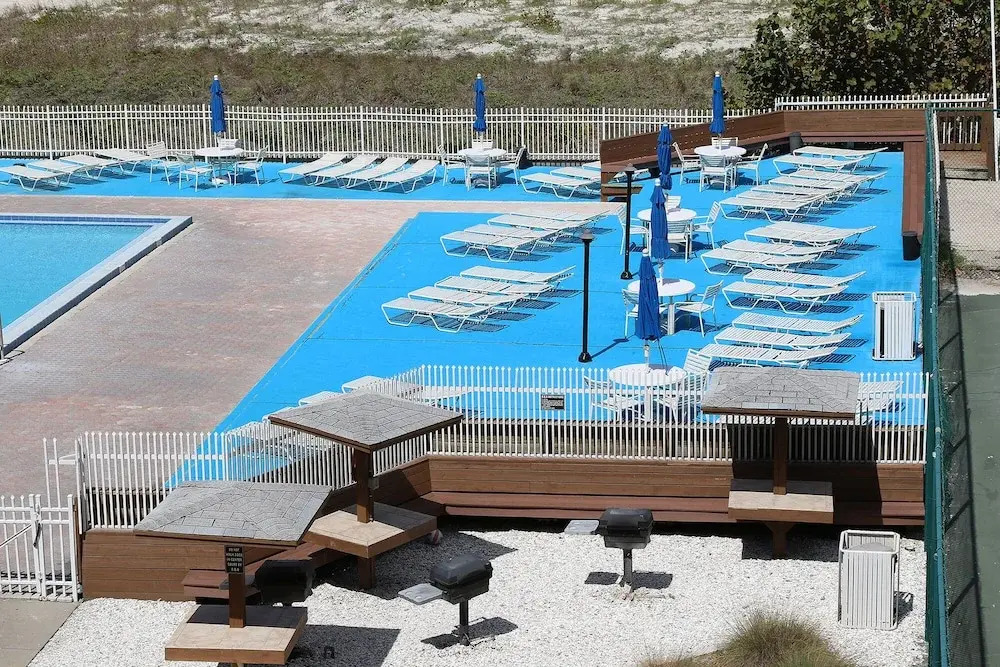 Reef Club 103