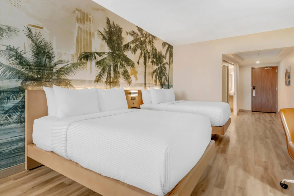 Cambria Hotel Tampa-Brandon