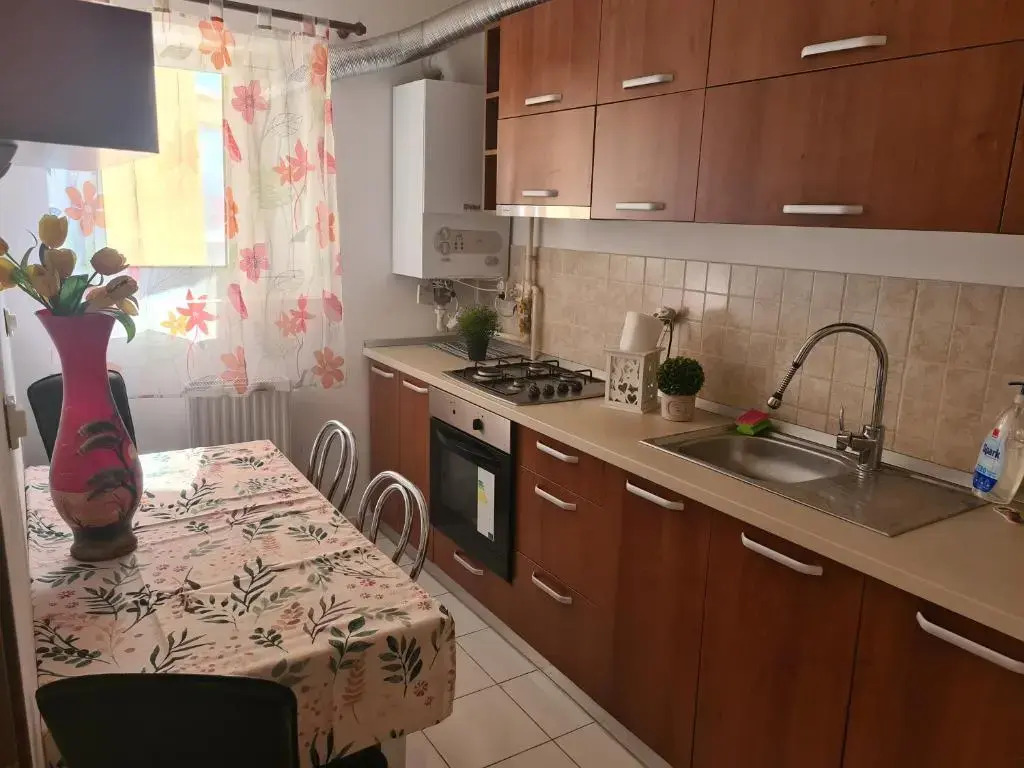 Luxury Mall Apartment 9