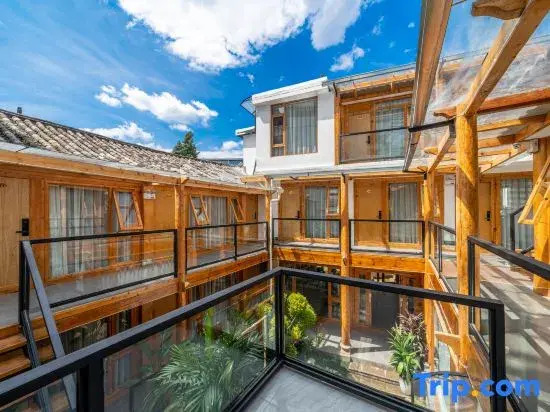 Jiangnan Designer | Log Cabin Garden · Time-Stitched Scenic Cafe Stay(Lijiang Gucheng South Gate)