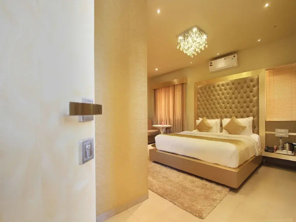 OYO 10112 Hotel Imarat