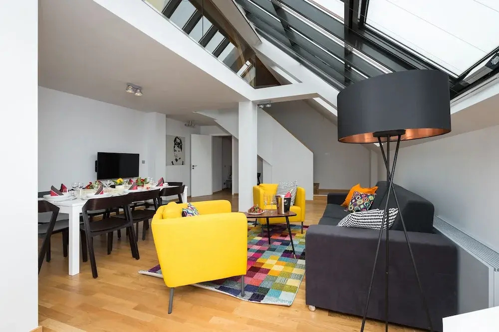 EMPIRENT Rose Apartments