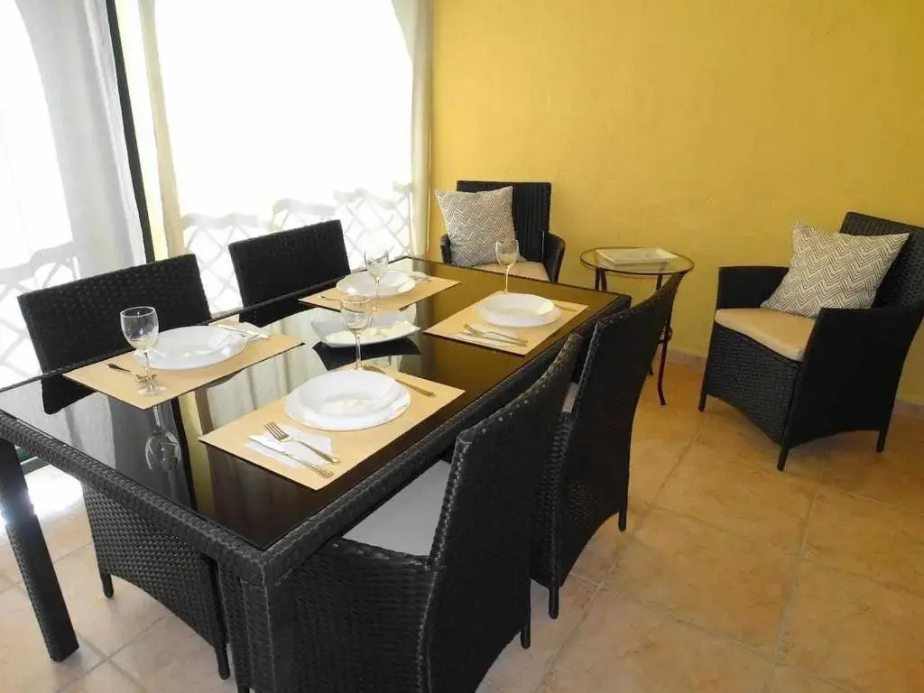 Apartamento en Jardines de Zahara F4A