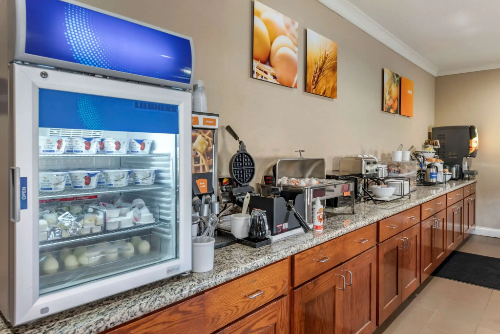 Comfort Inn & Suites Muncie Near University