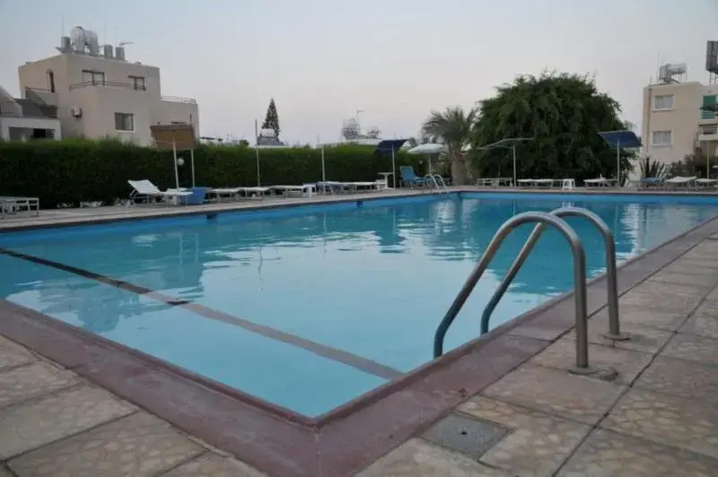 DebbieXenia Hotel Apartments Annex