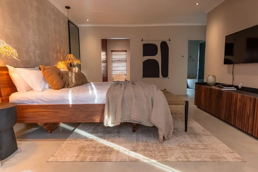 Relax in Style at this Stunning Villa in Camps Bay, Cape Town