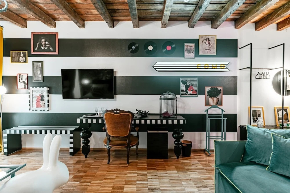 Aurum - Como Luxury Suites