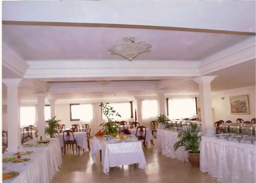 Sahara Line Hotel