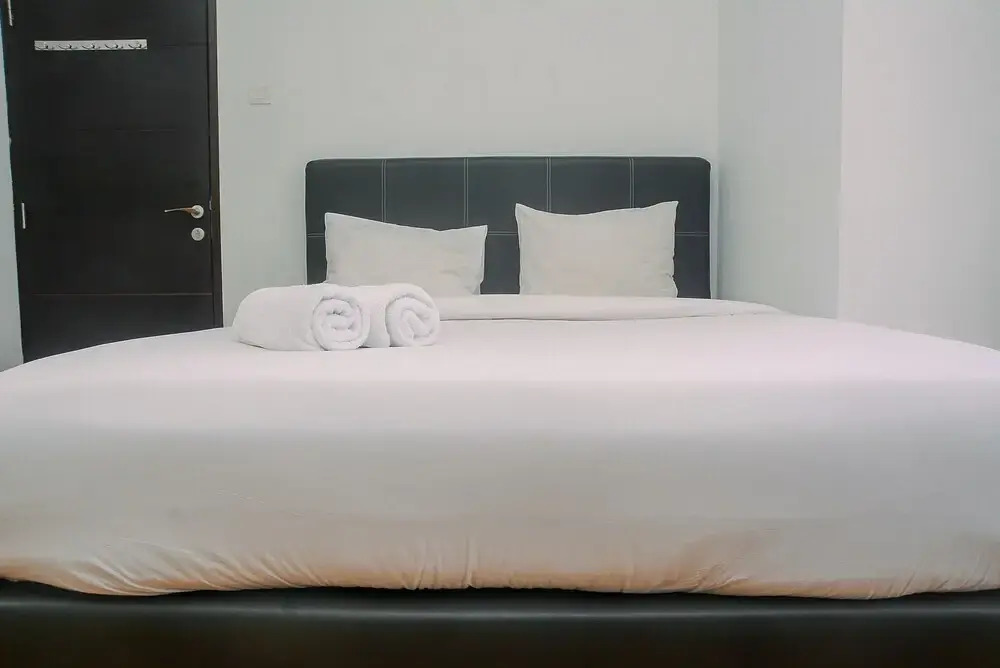 Minimalist and Strategic 1BR at Tamansari Semanggi Apartment