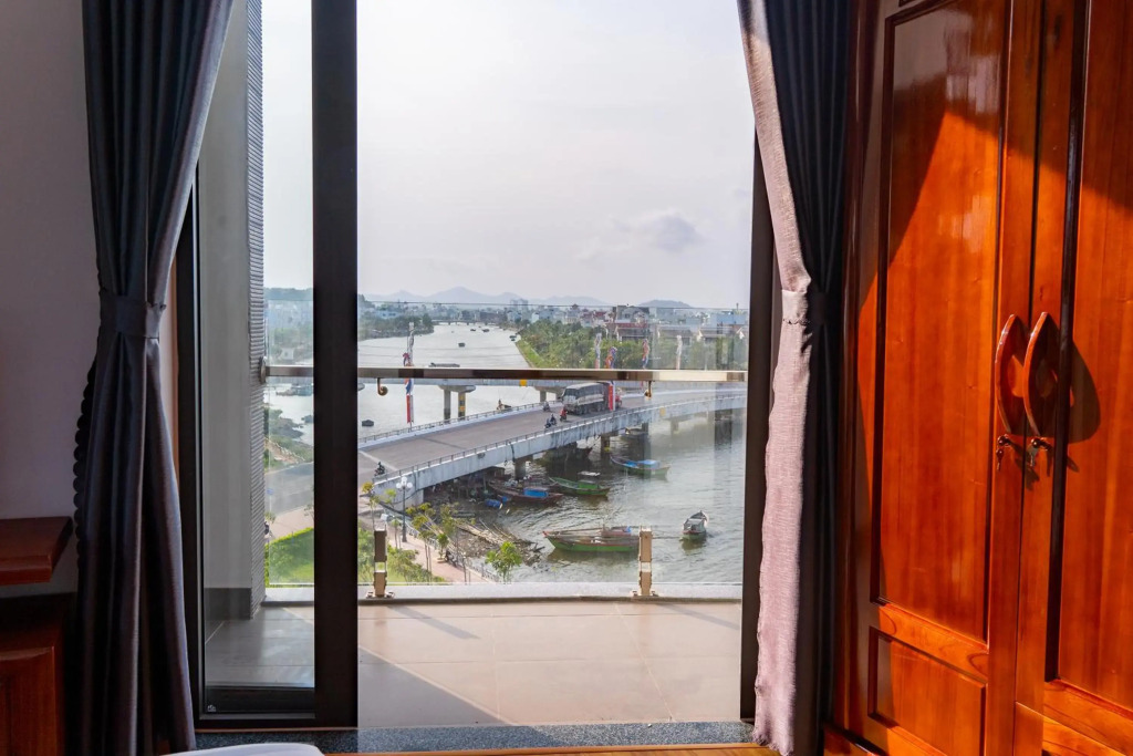 Khách sạn Ngọc Hồi