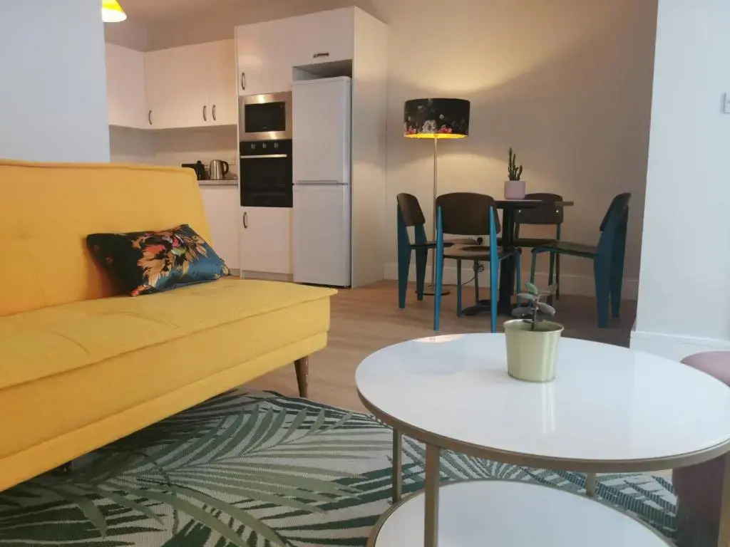 360 Town Stay Apartments & Studios