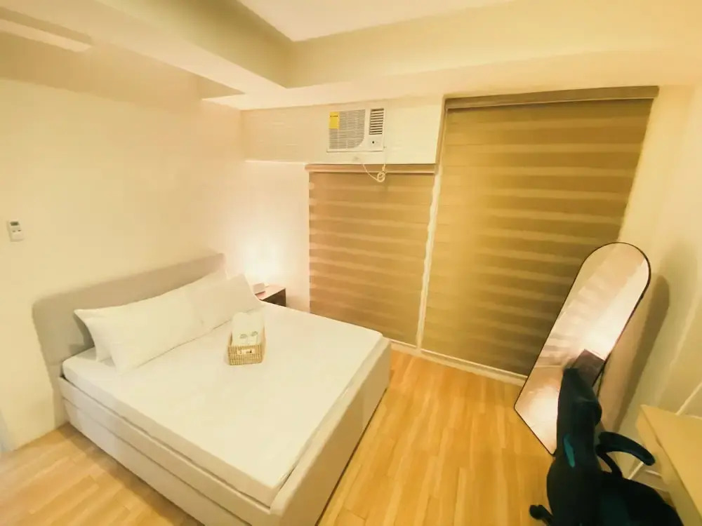JFam Suites