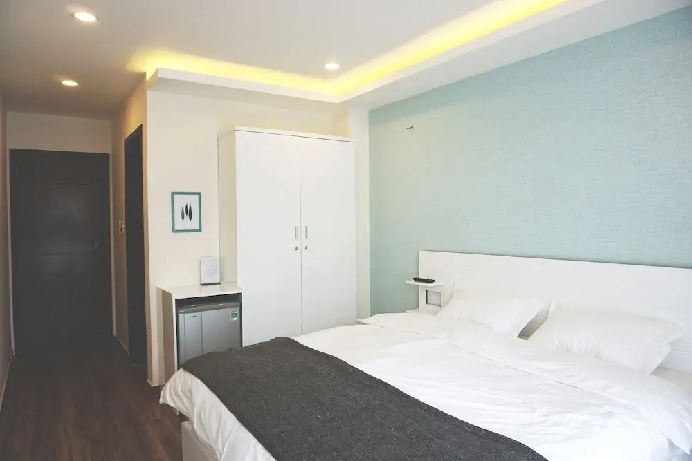 Shinhua Hotel