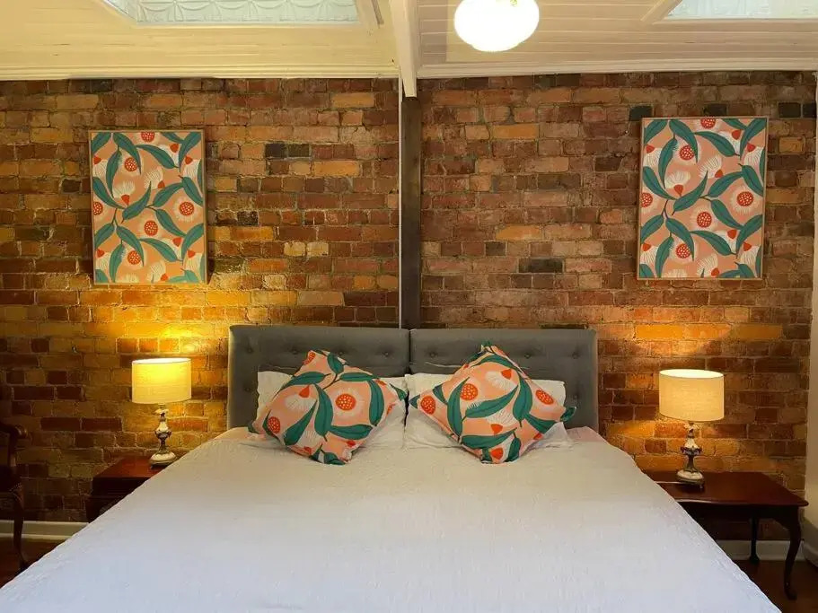 The Mayfair, 4 -bed rooms accommodation Daylesford