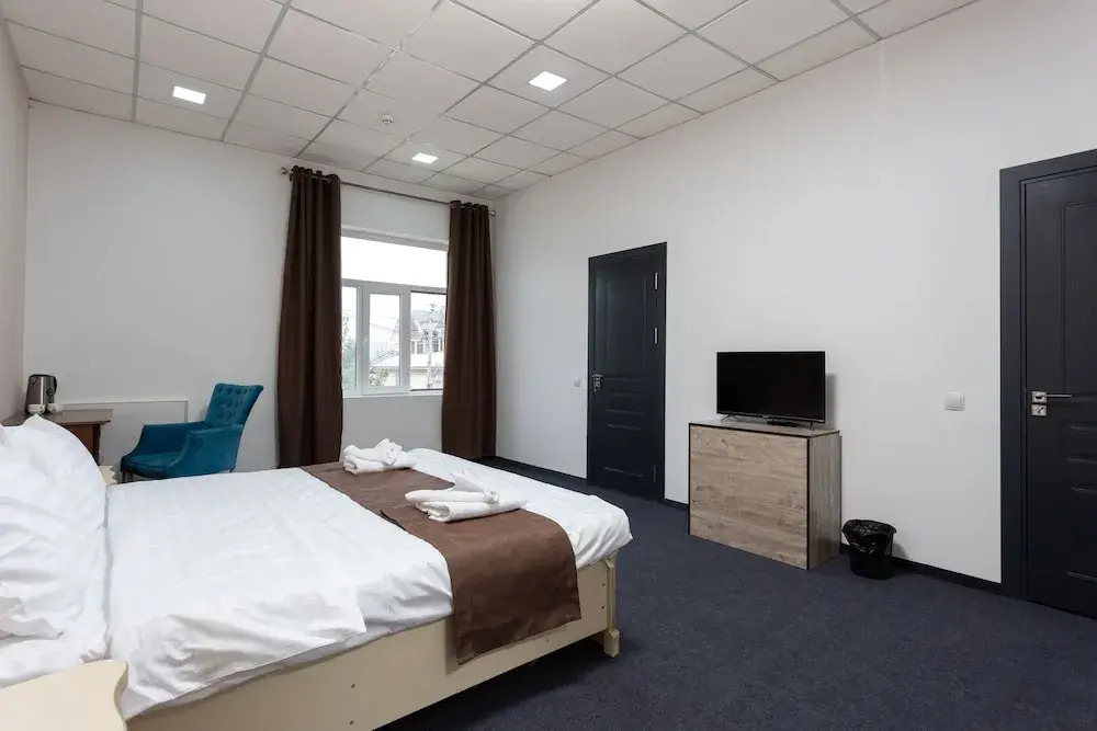 Triangle Hotel
