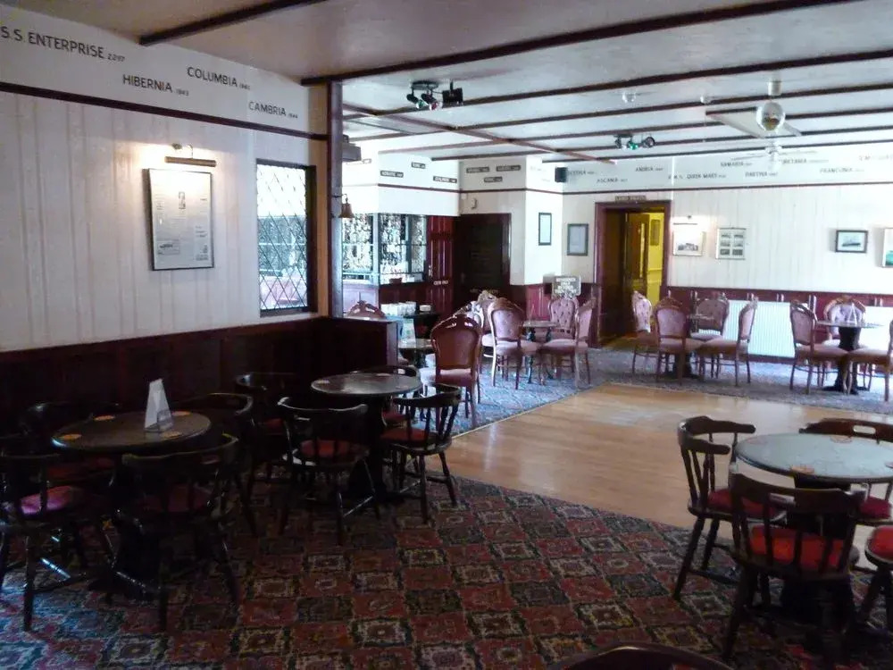 The Parkbury Hotel