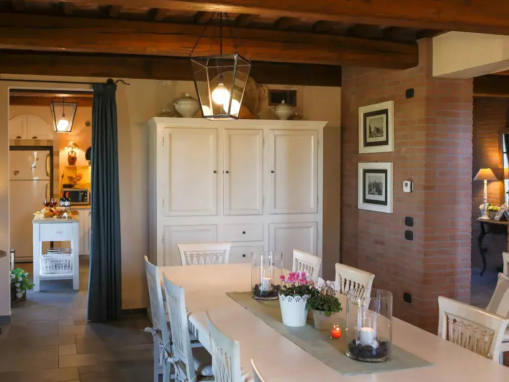 Pleasant Villa in Peccioli With Private Swimming Pool