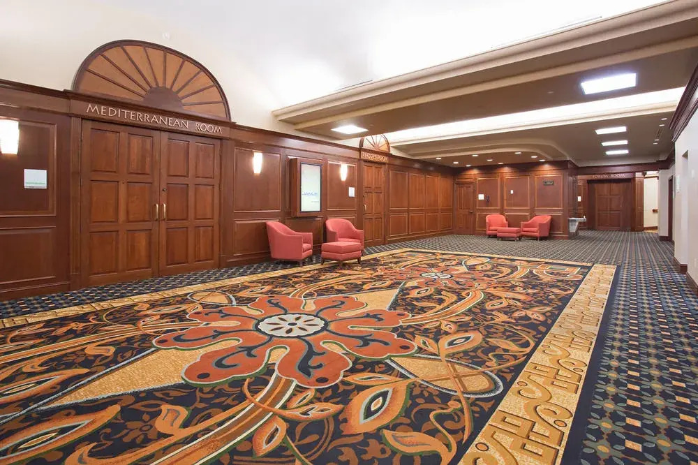 Holiday Inn