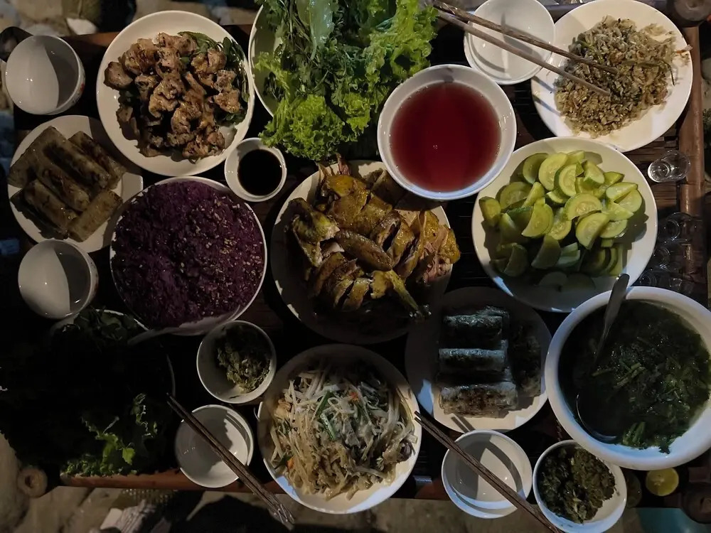 Bees Homestay Sapa & Trekking