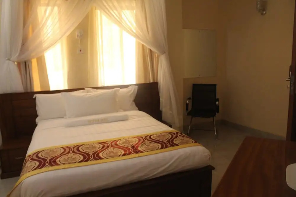 Prinias Hotel