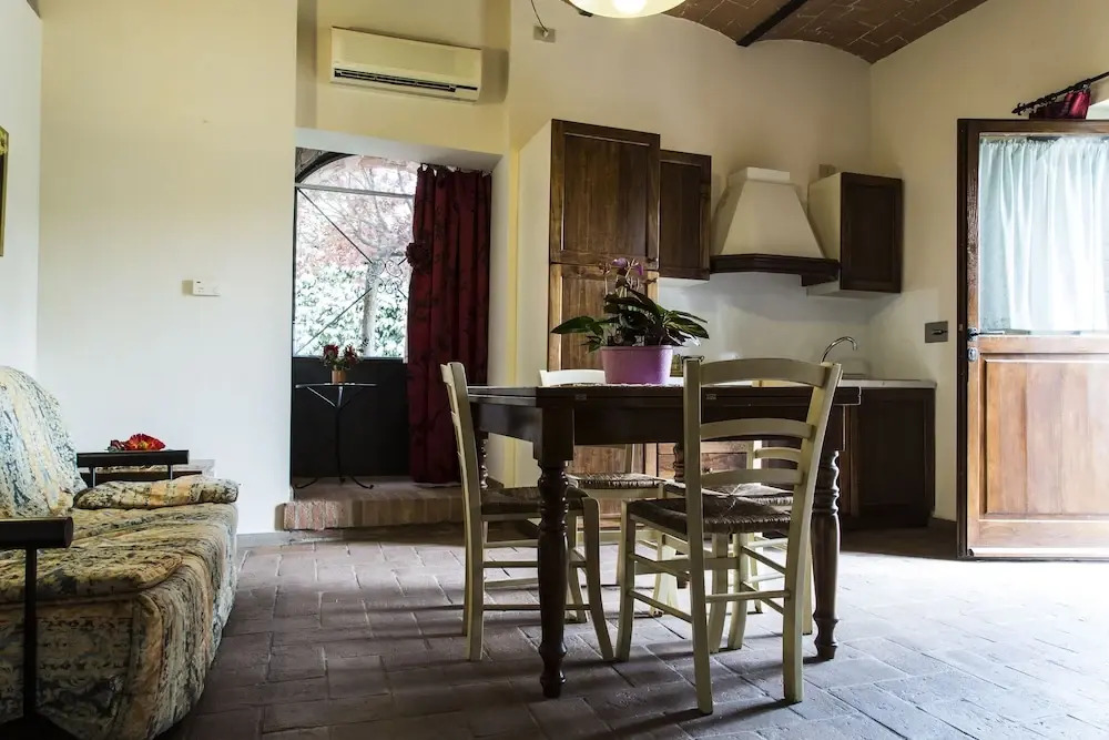 Agriturismo Casa VolaterrA