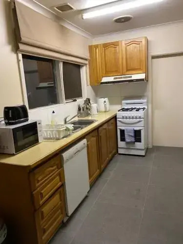 Rose Avenue Home Stay