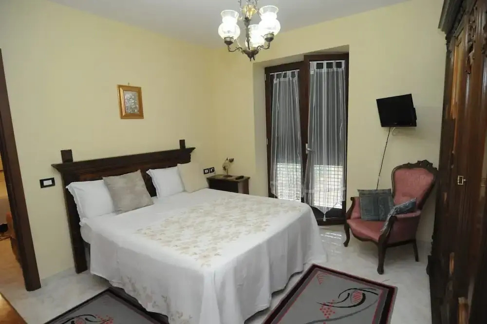 Residenza ACQUAVIVA 121
